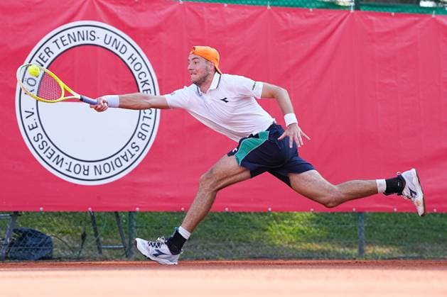 11 07 2025, xydrx, Cologne, Tennis, 1 Bundesliga Herren, Kölner THC Stadion Rot Weiss 1 TC Bredeney 1, Tennisanlage Olympiaweg Jan Lennard Struff TC Bredeney 1 Nordrhein Westfahlen Germany