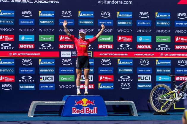 UCI Mountain Bike World Cup 2025 Evie Richards from Great Britain stands on the podium in the CROSS-COUNTRY SHORT TRACK Women Elite during the UCI Mountain Bike World Cup in Pal Arinsal, Andorra, on July 11, 2025. Pal Andorra  Copyright: xMartinxSilvaxCosentinox originalFilename:silvacosentino-evierich250711_np2dT.jpg