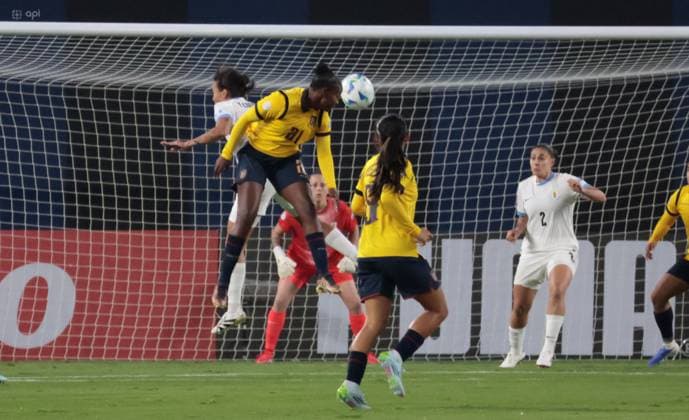 COPA AMERICA FEMENINA July 11, 2025 Meeting between Ecuador VS Uruguay for the Copa America Femenina at the Banco Guayaquil stadium QUITO PICHINCHA ECUADOR Copyright: xHENRYxLAPOx