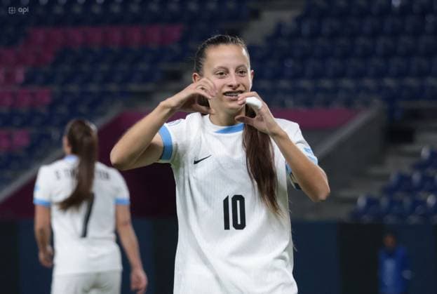 COPA AMERICA FEMENINA July 11, 2025 Meeting between Ecuador VS Uruguay for the Copa America Femenina at the Banco Guayaquil stadium QUITO PICHINCHA ECUADOR Copyright: xHENRYxLAPOx