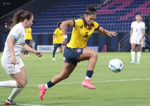 COPA AMERICA FEMENINA July 11, 2025 Meeting between Ecuador VS Uruguay for the Copa America Femenina at the Banco Guayaquil stadium QUITO PICHINCHA ECUADOR Copyright: xHENRYxLAPOx