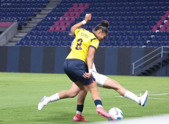 COPA AMERICA FEMENINA July 11, 2025 Meeting between Ecuador VS Uruguay for the Copa America Femenina at the Banco Guayaquil stadium QUITO PICHINCHA ECUADOR Copyright: xHENRYxLAPOx