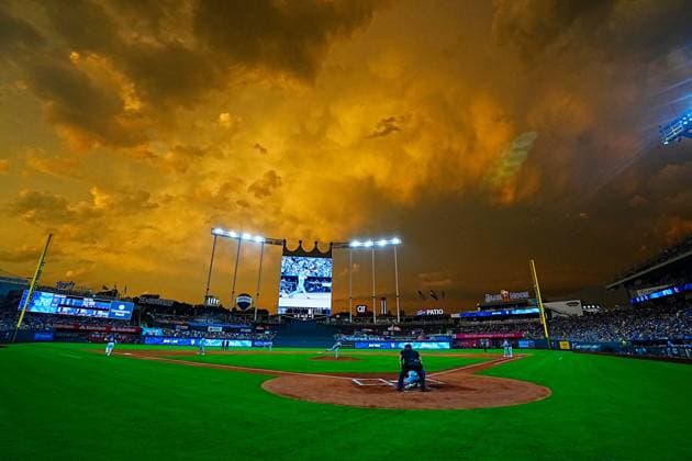 July 11, 2025: A Beautiful post rain delay sky as the Royals play the Mets at Kauffman Stadium Kansas City, Missouri. CSM. Kansas City United States - ZUMAc04_ 20250711_zma_c04_069 Copyright: xJonxRobichaudx