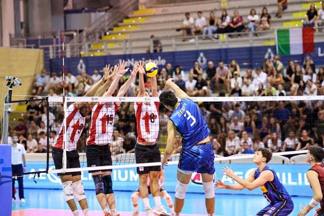 VOLLEY - Evento - Men s U22 European Championship, EM, Europameisterschaft Qualification Tournament - Italy vs England Manuel Zlatanov (Italy) during Men s U22 European Championship Qualification Tournament - Italy vs England, Events in Cisterna Latina, Italy, July 11 2025 Cisterna Latina Italy  Copyright: xIPAxSport ABACAx