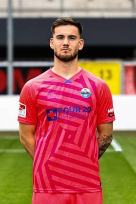 Goalkeeper Dennis Seimen, SC Paderborn 2 Soccer Bundesliga portrait appointment 2 BL 2025 2026 official photo appointment SC Paderborn in the Home Deluxe Arena in Paderborn portrait, portrait, single picture, Germany, soccer, men, GER, 11 07 2025 Christian Schroedter