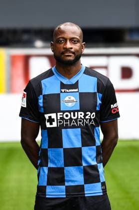 David Kinsombi, SC Paderborn 2 Soccer Bundesliga portrait appointment 2 BL 2025 2026 official photo appointment SC Paderborn in the Home Deluxe Arena in Paderborn portrait, portrait, single picture, Germany, soccer, men, GER, 11 07 2025 Christian Schroedter