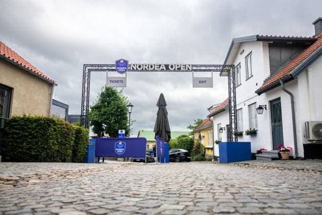 250712 General view of the entrance to Bastad tennisstadion ahead of the double final of Nordea Open on July 12, 2025 in Bastad Photo Mathilda Schuler BILDBYRAN kod MA MA0844 tennis wta 125 nordea open dubbelfinal dam bbeng entrÃ genre  Copyright: MATHILDAxSCHULER BB250712MA001