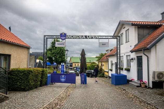 250712 General view of the entrance to Bastad tennisstadion ahead of the double final of Nordea Open on July 12, 2025 in Bastad Photo Mathilda Schuler BILDBYRAN kod MA MA0844 tennis wta 125 nordea open dubbelfinal dam bbeng entrÃ genre  Copyright: MATHILDAxSCHULER BB250712MA003