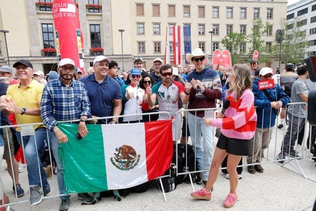 CYCLING - Tour of Austria 2025 INNSBRUCK,AUSTRIA,12.JUL.25 - CYCLING - Tour of Austria, stage 3, Innsbruck - Kuehtai. Image shows fans.  GEPAxpictures xMichaelxKristen