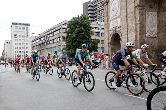 CYCLING - Tour of Austria 2025 INNSBRUCK,AUSTRIA,12.JUL.25 - CYCLING - Tour of Austria, stage 3, Innsbruck - Kuehtai. Image shows the peloton.  GEPAxpictures xMichaelxKristen