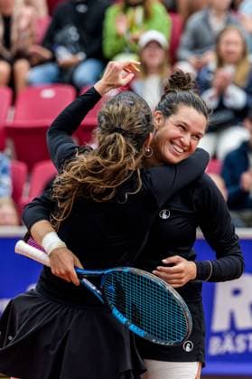 250712 Jesika Maleckova of Czech Republic and Miriam Skoch of Czech Republic celebrates after the double final of Nordea Open on July 12, 2025 in Bastad Photo Mathilda Schuler BILDBYRAN kod MA MA0844 tennis wta 125 nordea open dubbelfinal dam bbeng jubel  Copyright: MATHILDAxSCHULER BB250712MA028
