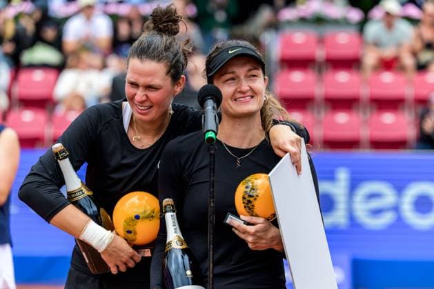250712 Jesika Maleckova of Czech Republic celebrates after the double final of Nordea Open on July 12, 2025 in Bastad Photo Mathilda Schuler BILDBYRAN kod MA MA0844 tennis wta 125 nordea open dubbelfinal dam bbeng jubel  Copyright: MATHILDAxSCHULER BB250712MA029