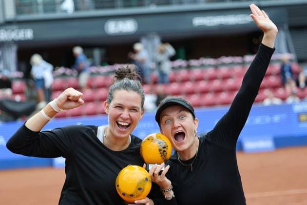 BASTAD, SWEDEN 20250712 Miriam Skoch and Jesika Maleckova Czech Republic, celebrate after winning Saturdays womens doubles final at the Nordea Open tennis tournament in Bastad BASTAD SWEDEN x9200x  Copyright: xBjörnxLarssonxRosvall TTx NORDEA OPEN 2025