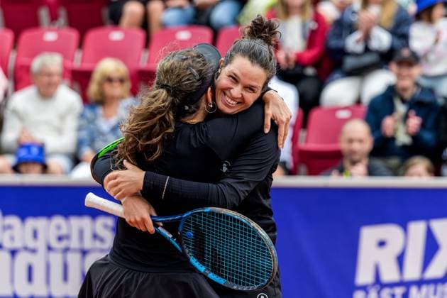 250712 Jesika Maleckova of Czech Republic and Miriam Skoch of Czech Republic celebrates after the double final of Nordea Open on July 12, 2025 in Bastad Photo Mathilda Schuler BILDBYRAN kod MA MA0844 tennis wta 125 nordea open dubbelfinal dam bbeng jubel  Copyright: MATHILDAxSCHULER BB250712MA032