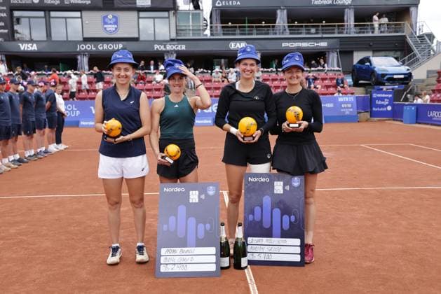 BASTAD, SWEDEN 20250712 Irene Burillo, Spain, and Berfu Cengiz, Turkey, with their second prize after losing in the final in the women s doubles during the Nordea Open tennis tournament in Bastad, Sweden July 12, 2025 BASTAD SWEDEN x9200x  Copyright: xBjörnxLarssonxRosvall TTx NORDEA OPEN 2025