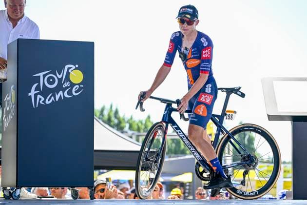 Tour de France 2025 Stage 8 LAVAL ESPACE MAYENNE, FRANCE - JULY 12 : Van Den Broek Frank (NED) of Team Picnic PostNL on stage before the start of the race during stage 8 of the 112th edition of Tour de France an UCI World Tour 2.UWT cycling road race stage for Men Elite of 174 km with start in Saint-Meen-le-Grand and finish in Laval Espace Mayenne on July 12, 2025 in Laval Espace Mayenne, France, 12 07 2025 ( Motordriver Kenny Verfaillie - Laval Espace Mayenne France  Copyright: xJanxDexMeuleneirx