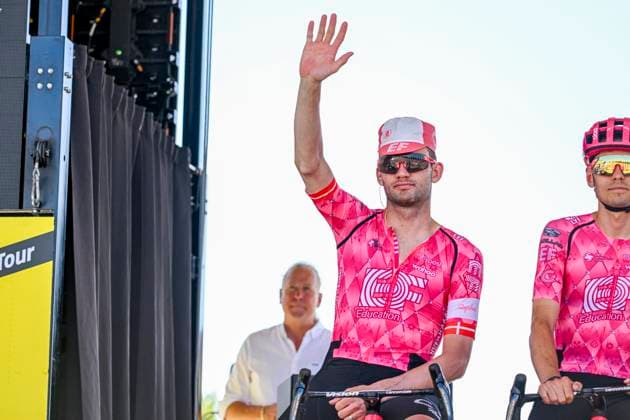 Tour de France 2025 Stage 8 LAVAL ESPACE MAYENNE, FRANCE - JULY 12 : Asgreen Kasper (DEN) of EF Education - Easypost on stage before the start of the race during stage 8 of the 112th edition of Tour de France an UCI World Tour 2.UWT cycling road race stage for Men Elite of 174 km with start in Saint-Meen-le-Grand and finish in Laval Espace Mayenne on July 12, 2025 in Laval Espace Mayenne, France, 12 07 2025 ( Motordriver Kenny Verfaillie - Laval Espace Mayenne France  Copyright: xJanxDexMeuleneirx