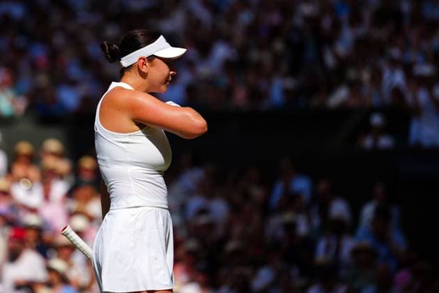 Amanda Anisimova during the Ladies Singles Final Wimbledon Tennis Championships, Day 13, The All England Lawn Tennis and Croquet Club, London, UK - 12 Jul 2025London The All England Lawn Tennis and United Kingdom  Copyright: xJavierxGarcia Shutterstockx 15392293au