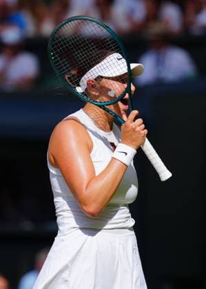 Amanda Anisimova dejected during the Ladies Singles Final Wimbledon Tennis Championships, Day 13, The All England Lawn Tennis and Croquet Club, London, UK - 12 Jul 2025London The All England Lawn Tennis and United Kingdom  Copyright: xJavierxGarcia Shutterstockx 15392293bf