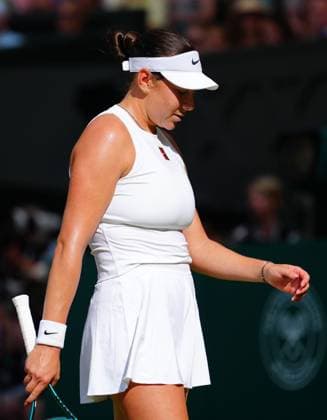 Amanda Anisimova dejected during the Ladies Singles Final Wimbledon Tennis Championships, Day 13, The All England Lawn Tennis and Croquet Club, London, UK - 12 Jul 2025London The All England Lawn Tennis and United Kingdom  Copyright: xJavierxGarcia Shutterstockx 15392293bg