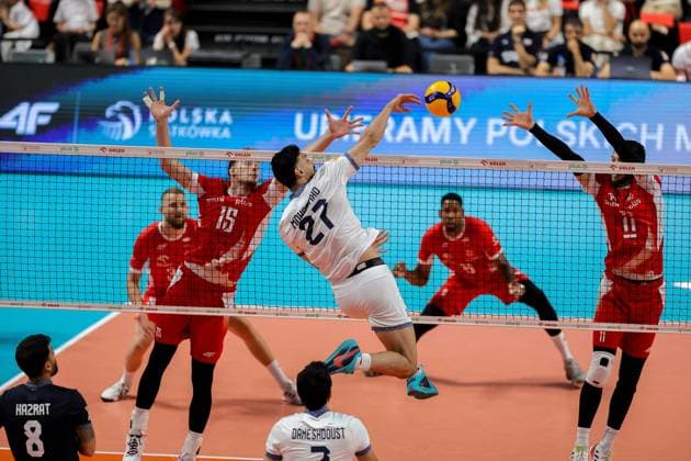 OLSZTYN 12.07.2025 SIATKOWKA MIEDZYNARODOWY MECZ TOWARZYSKI POLSKA - IRAN - - - FRIENDLY INTERNATIONAL VOLLEYBALL MATCH: POLAND - IRAN NZ JAKUB KOCHANOWSKI MOHAMMAD VALIZADEH ALEKSANDER SLIWKA FOT. MACIEJ GILEWSKI 400mm.pl NEWSPIX.PL --- newspix.pl 