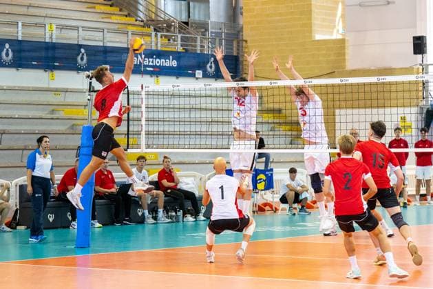 TUCK Oliver, during the challenge between the national teams of Denmark and England, valid for the qualification for the European CEV U22 2026 during Men s U22 European Championship, EM, Europameisterschaft Qualification Tournament - Denmark vs England, Events in Cisterna Latina, Italy, July 12 2025  Copyright: xClaudioxEnea IPAxSportx xipa-agency.netx xx IPA_60308225 IPA_Agency_IPA60308225