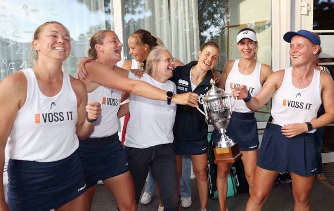 12 07 25 TEC Waldau TK BW Aachen Germany, Stuttgart, 12 07 2025, Tennis, Womens Bundesliga, TEC Waldau TK BW Aachen Jubel TK BW Aachen Sieg Gewinn Deutsche Meisterschaft