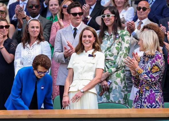 Wimbledon Feature,, Tennis legend Billie Jean King and Catherine, Princess of Wales and Martina Hingis in the Royal Box Copyright: xJuergenxHasenkopfx