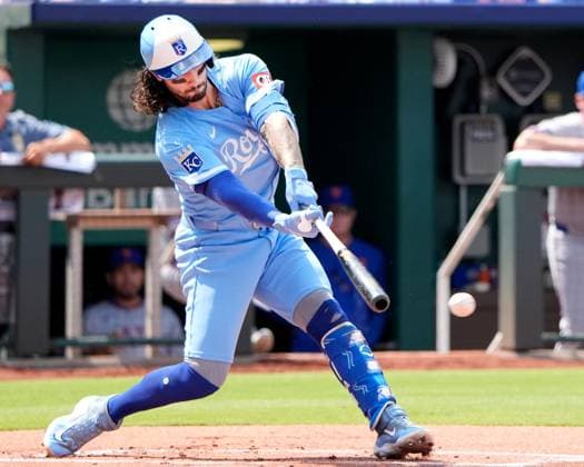 July 12, 2025: Kansas City Royals designated hitter Jonathan India (6) hits a lead off double against the Mets at Kauffman Stadium Kansas City, Missouri. CSM. Kansas City United States - ZUMAc04_ 20250712_zma_c04_110 Copyright: xJonxRobichaudx