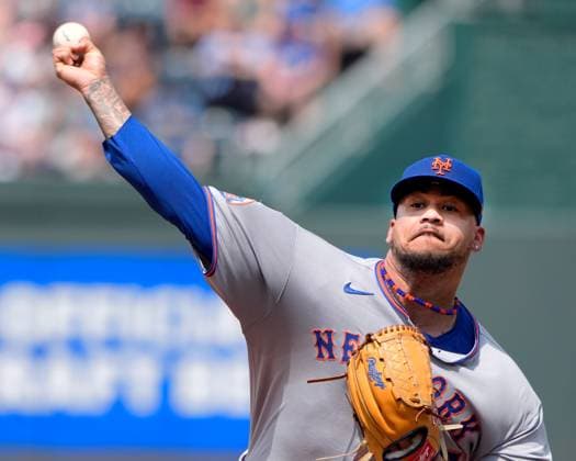 July 12, 2025: New York Mets pitcher Frankie Montas (47) delivers a pitch against the Royals at Kauffman Stadium Kansas City, Missouri. CSM. Kansas City United States - ZUMAc04_ 20250712_zma_c04_121 Copyright: xJonxRobichaudx
