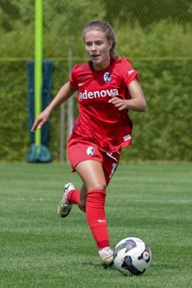 12 07 2025, xgrfx, Soccer Test Match , FC Zurich Women SC Freiburg Women v l Nia Szenk SC Freiburg DFL DFB REGULATIONS PROHIBIT ANY USE OF PHOTOGRAPHS as IMAGE SEQUENCES and or QUASI VIDEO Zurich