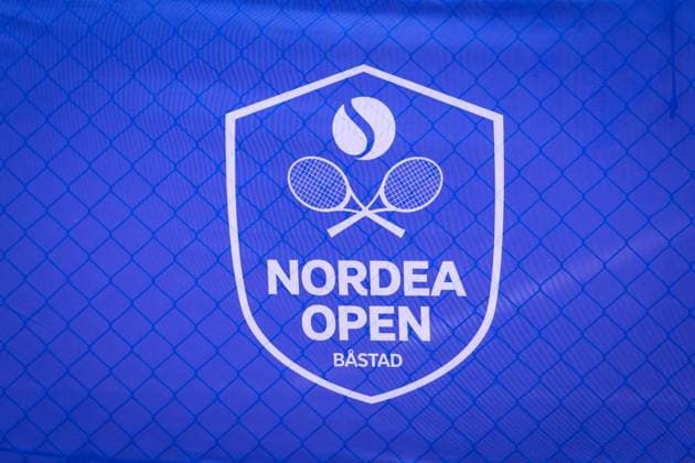 250720 The logo of Nordea Open during the qualifier tennis match at Nordea Open on July 20, 2025 in Bastad Photo Mathilda Schuler BILDBYRAN kod MA MA0845 tennis atp 250 nordea open bbeng kval logga logo genre  Copyright: MATHILDAxSCHULER BB250720MA008