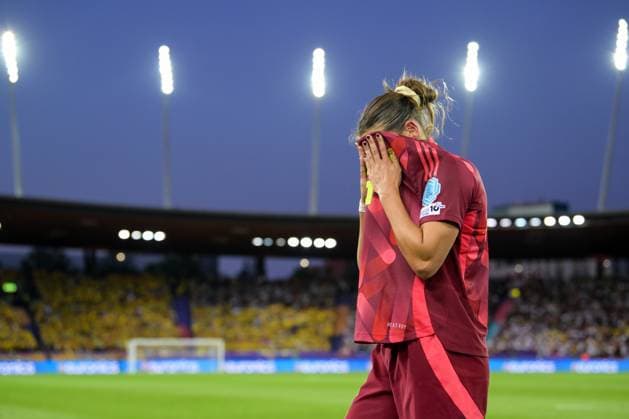 Soccer, UEFA Women s EURO 2025, 20250712, Sweden Germany In the picture Carlotta WAMSER Germany, 5 after red card Zurich Stadium Letzigrund Zurich Switzerland Copyright: Passion2Press MarkusxFischerx