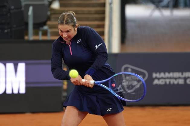 GER, Hamburg, xFSx, ATP250 Womens Tennis Tournament MSC Hamburg Ladies Open 2025, 13 07 2025 Valentina Steiner GER vs Renata Jamrichova SVK v l , Valentina Steiner GER plays a backhand Copyright: HMBxMedia FernandoxSoares