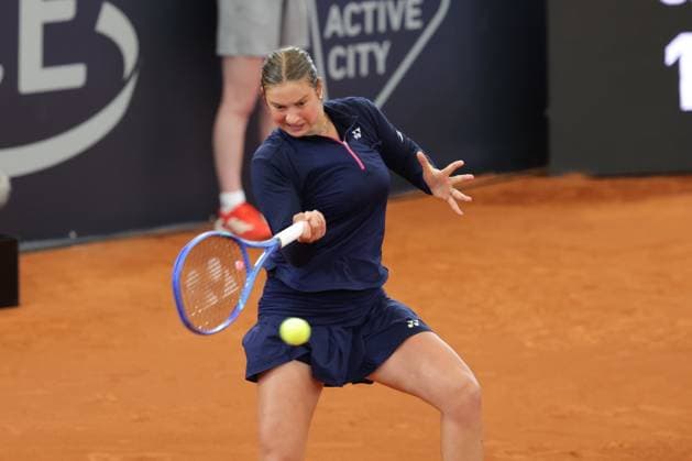 GER, Hamburg, xFSx, ATP250 Womens Tennis Tournament MSC Hamburg Ladies Open 2025, 13 07 2025 Valentina Steiner GER vs Renata Jamrichova SVK v l , Valentina Steiner GER plays a forehand Copyright: HMBxMedia FernandoxSoares