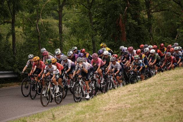 The pack during the 8th stage of the Giro d™Italia Women, from ForlÃ¬ to Imola (Autodromo Enzo e Dino Ferrari), Italy Sunday, July 13, 2025. - cycling .  Copyright: xMarcoxAlpozzi LaPressex