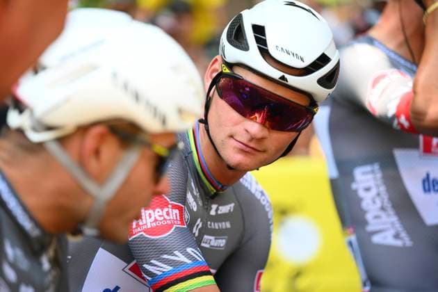 Tour de France 2025 Stage 9 CHATEAUROUX, FRANCE - JULY 13 : Van der Poel Mathieu (NED) of Alpecin - Deceuninck during stage 9 of the 112th edition of Tour de France an UCI World Tour 2.UWT cycling road race stage for Men Elite of 170 km with start in Chinon and finish in Chateauroux on July 13, 2025 in Chateauroux, France, 13 07 2025 ( Motordriver Kenny Verfaillie - Chateauroux France  Copyright: xVincentxKalutx