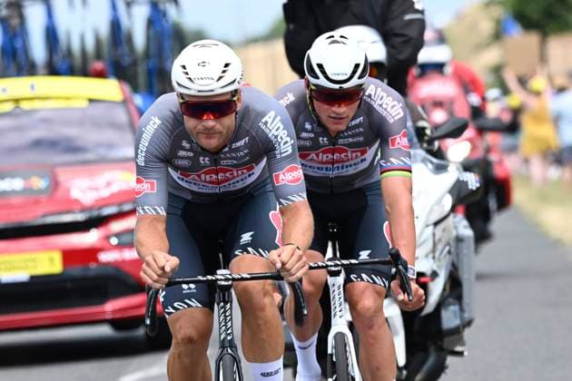 Tour de France 2025 Stage 9 CHATEAUROUX, FRANCE - JULY 13 : Rickaert Jonas (BEL) of Alpecin - Deceuninck, Van der Poel Mathieu (NED) of Alpecin - Deceuninck during stage 9 of the 112th edition of Tour de France an UCI World Tour 2.UWT cycling road race stage for Men Elite of 170 km with start in Chinon and finish in Chateauroux on July 13, 2025 in Chateauroux, France, 13 07 2025 ( Motordriver Kenny Verfaillie - Chateauroux France  Copyright: xPetexGodingx