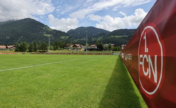 13 07 2025 Soccer 2 Soccer Bundesliga Season 2025 2026 1 FC Nürnberg FCN Club Training Camp Summer Summer Training Camp Gais Bruneck South Tyrol Zink DaMa xdaxmax Symbol Image Symbol Photo Feature Impression Sports Field Training Field Soccer Field Gais