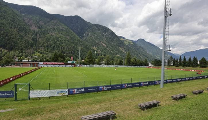 13 07 2025 Soccer 2 Soccer Bundesliga Season 2025 2026 1 FC Nürnberg FCN Club Training Camp Summer Summer Training Camp Gais Bruneck South Tyrol Zink DaMa xdaxmax Symbol Image Symbol Photo Feature Impression Sports Field Training Field Soccer Field Gais