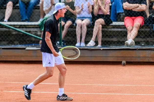 250713 Olle Wallin of Sweden celebrates during the qualifier tennis match at Nordea Open on July 13, 2025 in Bastad Photo Mathilda Schuler BILDBYRAN kod MA MA0845 tennis atp 250 nordea open bbeng kval sweden sverige jubel  Copyright: MATHILDAxSCHULER BB250713MA013