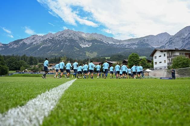 13 07 2025, Football, Season 2025 2026, 2 Bundesliga, Preparation, VfL Bochum summer training camp in Scheffau am Wilden Kaiser, Day 2, Warm-up, xRHR PHOTO YYx Copyright: RHR-FOTOx RHR-FOTO YY
