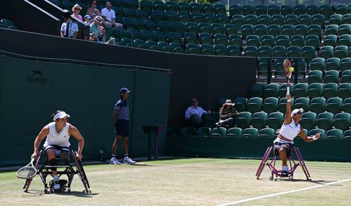 (250713) -- LONDON, July 13, 2025 -- Angelica Bernal (R) Ksenia Chasteau compete during the women s wheelchair doubles final between Li Xiaohui Wang Ziying of China and Angelica Bernal (Colombia) Ksenia Chasteau (France) at the Wimbledon Tennis Championships in London, Britain, July 13, 2025. ) (SP)BRITAIN-LONDON-WHEELCHAIR TENNIS-WIMBLEDON-WOMEN S DOUBLES-FINAL ZhaoxDingzhe 
