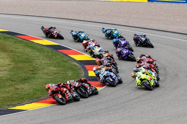 Sport Bilder des Tages MotoGP 2025, 11. Lauf, Sachsenring MotoGP, 11. Lauf, Sachsenring, Liqui Moly Grand Prix of Germany, Hohenstein-Ernstthal, 10.- 13. Juli 2025, Start action. *** MotoGP 2025, 11 round, Sachsenring MotoGP, 11 round, Sachsenring, Liqui Moly Grand Prix of Germany, Hohenstein Ernstthal, July 10 13, 2025, Start action