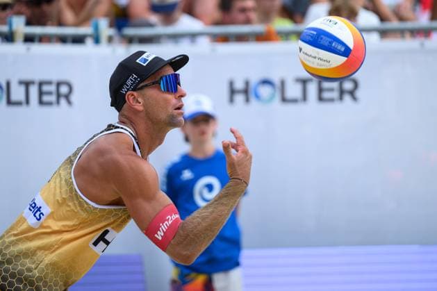 Beach volleyball, Beachvolleyball - Pro Beach Battle Masters SEEWALCHEN,AUSTRIA,13.JUL.25 - BEACH VOLLEYBALL - Beach Volleyball Tour PRO, Pro Beach Battle Masters Litzlberg. Image shows Alexander Horst (AUT).  GEPAxpictures xChristianxMoser