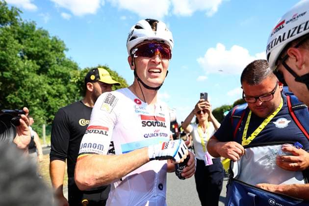 Tour de France 2025 Stage 9 CHATEAUROUX, FRANCE - JULY 13 : Merlier Tim (BEL) of Soudal Quick-Step celebrates the victory after stage 9 of the 112th edition of Tour de France an UCI World Tour 2.UWT cycling road race stage for Men Elite of 170 km with start in Chinon and finish in Chateauroux on July 13, 2025 in Chateauroux, France, 13 07 2025 ( Motordriver Kenny Verfaillie - Chateauroux France  Copyright: xDavidxPintensx