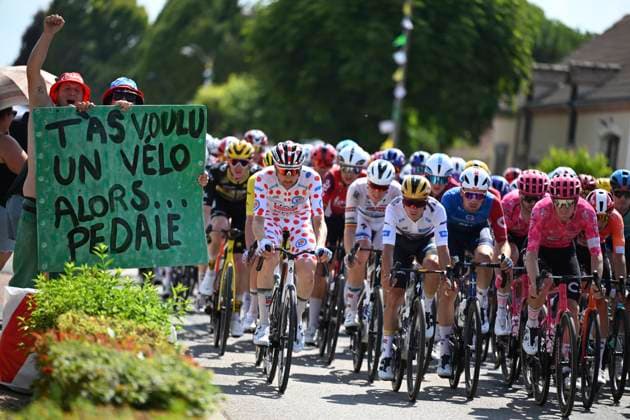 Tour de France 2025 Stage 9 CHATEAUROUX, FRANCE - JULY 13 : Wellens Tim (BEL) of UAE Team Emirates, Merlier Tim (BEL) of Soudal Quick-Step, Evenepoel Remco (BEL) of Soudal Quick-Step during stage 9 of the 112th edition of Tour de France an UCI World Tour 2.UWT cycling road race stage for Men Elite of 170 km with start in Chinon and finish in Chateauroux on July 13, 2025 in Chateauroux, France, 13 07 2025 ( Motordriver Kenny Verfaillie - Chateauroux France  Copyright: xPetexGodingx
