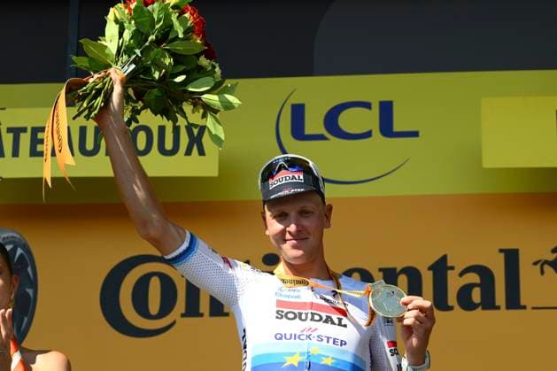 Tour de France 2025 Stage 9 CHATEAUROUX, FRANCE - JULY 13 : Merlier Tim (BEL) of Soudal Quick-Step pictured during the podium ceremony of stage 9 of the 112th edition of Tour de France an UCI World Tour 2.UWT cycling road race stage for Men Elite of 170 km with start in Chinon and finish in Chateauroux on July 13, 2025 in Chateauroux, France, 13 07 2025 ( Motordriver Kenny Verfaillie - Chateauroux France  Copyright: xVincentxKalutx