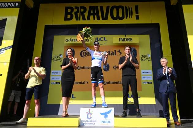Tour de France 2025 Stage 9 CHATEAUROUX, FRANCE - JULY 13 : Merlier Tim (BEL) of Soudal Quick-Step pictured during the podium ceremony of stage 9 of the 112th edition of Tour de France an UCI World Tour 2.UWT cycling road race stage for Men Elite of 170 km with start in Chinon and finish in Chateauroux on July 13, 2025 in Chateauroux, France, 13 07 2025 ( Motordriver Kenny Verfaillie - Chateauroux France  Copyright: xVincentxKalutx