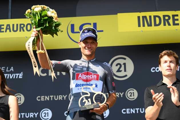 Tour de France 2025 Stage 9 CHATEAUROUX, FRANCE - JULY 13 : Rickaert Jonas (BEL) of Alpecin - Deceuninck pictured with the combativity prize during the podium ceremony of stage 9 of the 112th edition of Tour de France an UCI World Tour 2.UWT cycling road race stage for Men Elite of 170 km with start in Chinon and finish in Chateauroux on July 13, 2025 in Chateauroux, France, 13 07 2025 ( Motordriver Kenny Verfaillie - Chateauroux France  Copyright: xVincentxKalutx